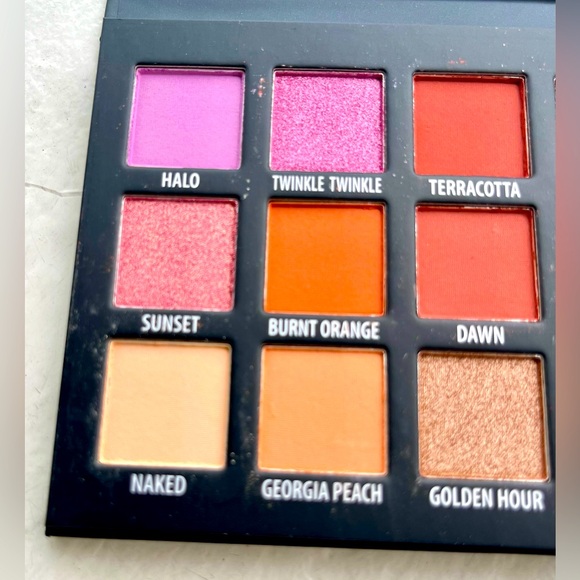 NEW! Kab Cosmetics Day + Night 18 Pan Eyeshadow Palette 21.6g/0.76oz Full Size - Picture 5 of 9